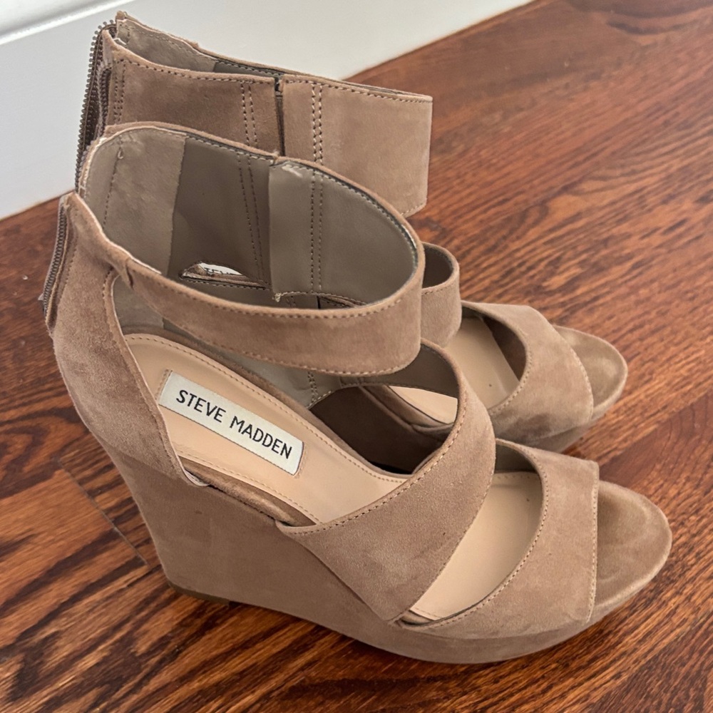 Steve Madden Women's Brown Wedge Sandals